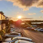 Hotel Caisleain Oir