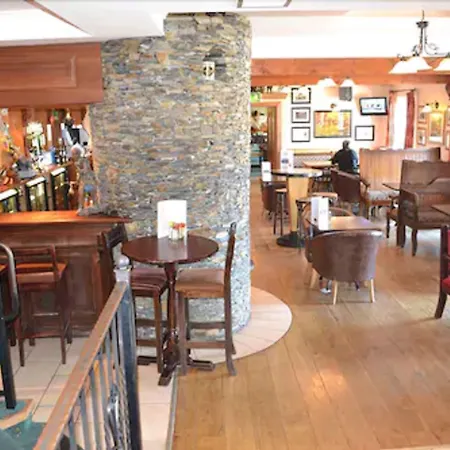 فندق Caisleain Oir