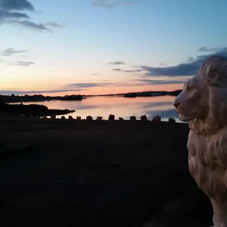 Caisleain Oir 3* Annagry