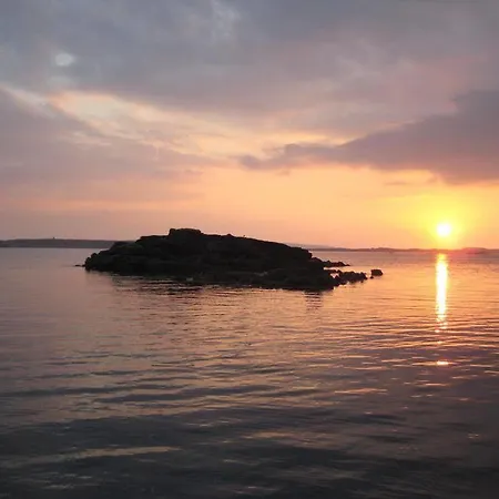 Caisleain Oir 3* Annagry