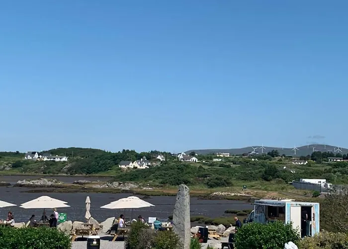 Caisleain Oir 3* Annagry